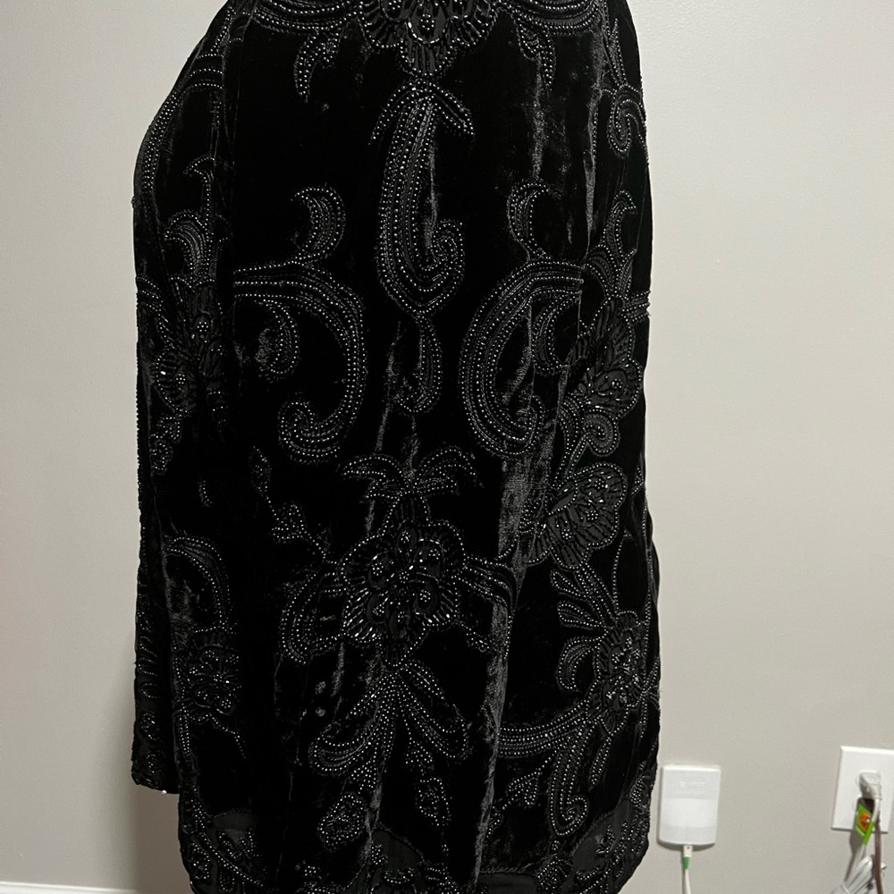 Plus Size Jacket - Picture 7 of 9